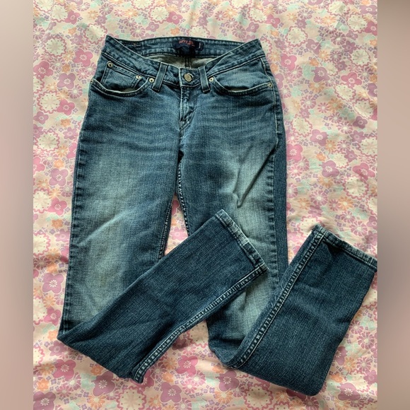 LEVI’s curvy cut jean size 5 - Picture 2 of 10